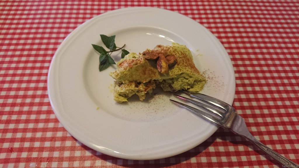 柏 イタリア郷土料理と手打ちパスタ エヴィーバ ランチセット ローマのドルチェ ビスタチオのティラミス