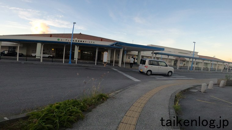 石垣島 離島ターミナルの外観