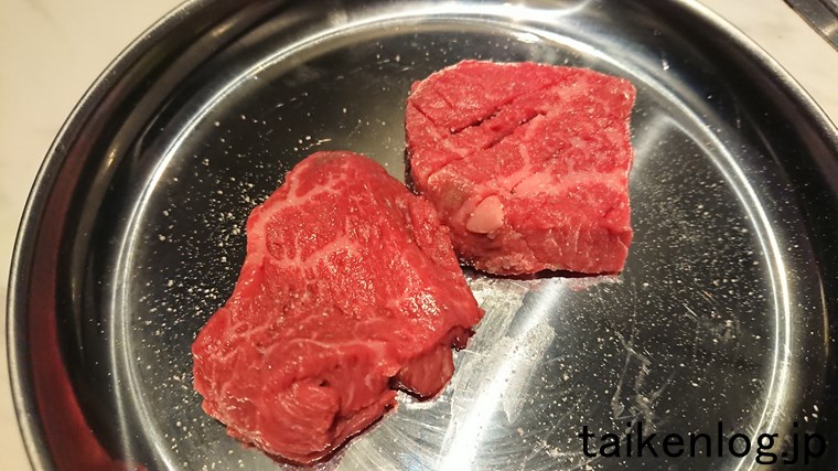 焼肉食べ放題ブラックホール 池袋東口店 追加肉「黒毛和牛 厚切りステーキ」