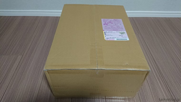 楽天で購入した新潟直送計画 けんちゃん農場 自然栽培米ササニシキ 20キロの梱包箱