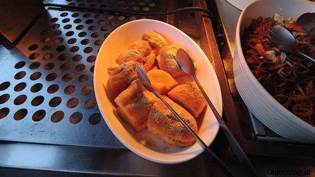 すたみな太郎の惣菜バーの香るきな粉揚げパン