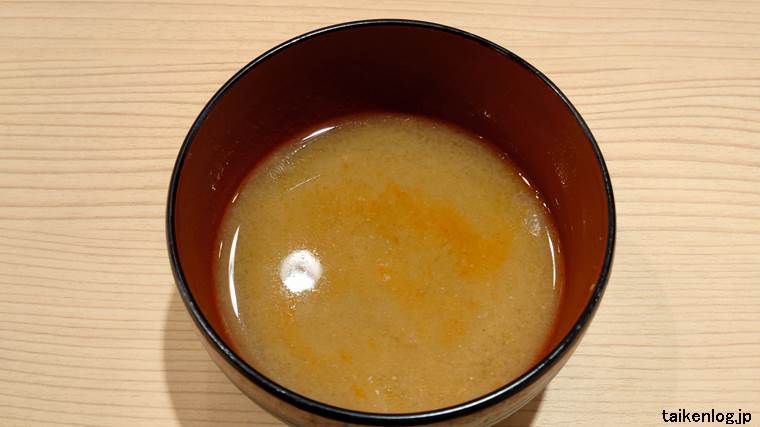 すし銚子丸の海老のあら汁(無料)