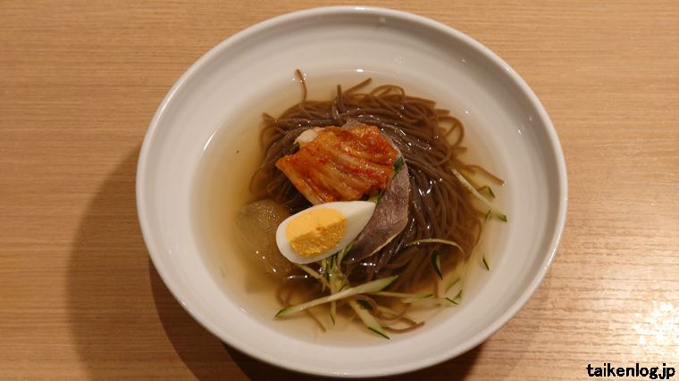 ワンカルビのお手軽焼肉食べ放題コースでも注文できる「名物 韓国冷麺」実際に利用したときの現物
