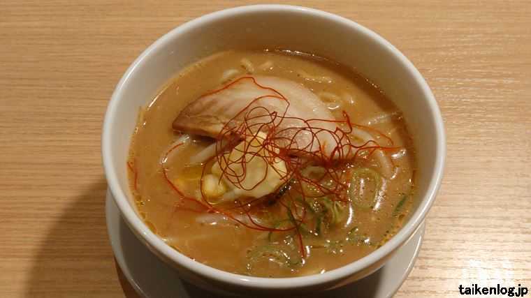 ワンカルビの全品食べ放題コース以上から注文できる「札幌風 味噌バターコーンラーメン」実際に利用したときの現物