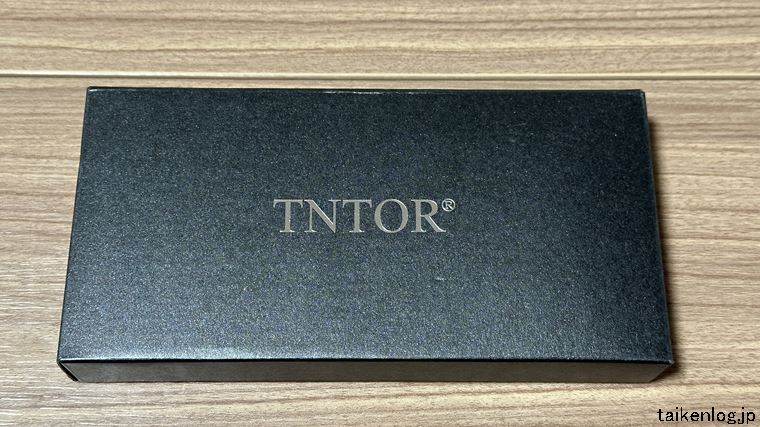 TNTOR 2個入 モバイルバッテリー 超軽量 5000mAhの外箱 表面