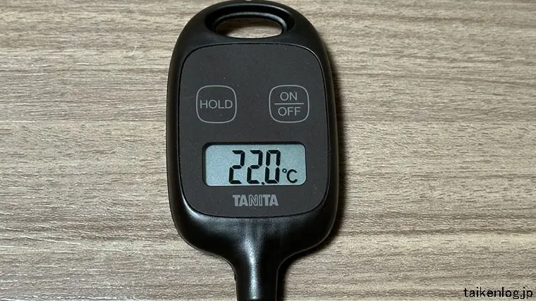 タニタ スティック温度計 TT-583の操作ボタン