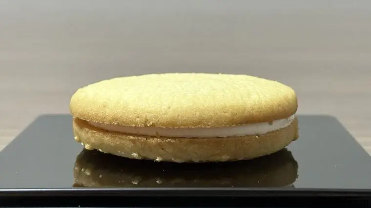 森永製菓 ディアバターガレットサンド ミルククリーム 側面
