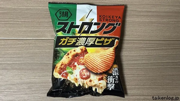 湖池屋 ストロング ガチ濃厚ピザのパッケージ表面