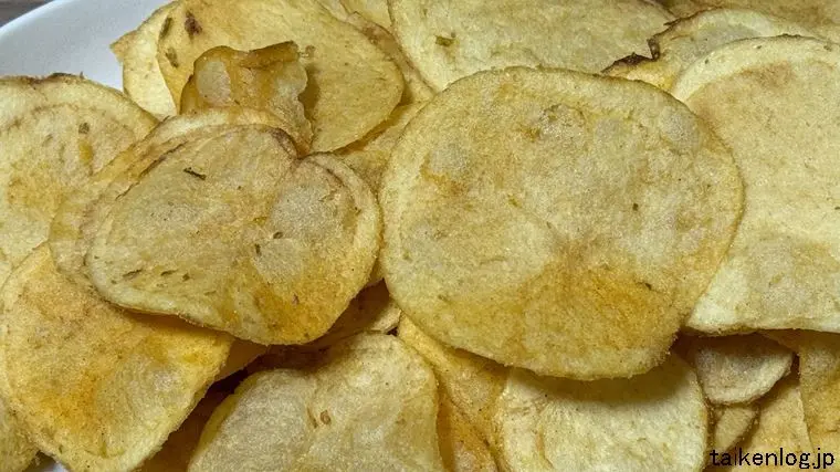 ポテトチップス 金のコンソメ 拡大