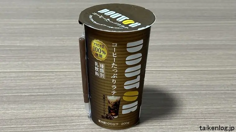 ドトール コーヒーたっぷりラテのパッケージ 正面