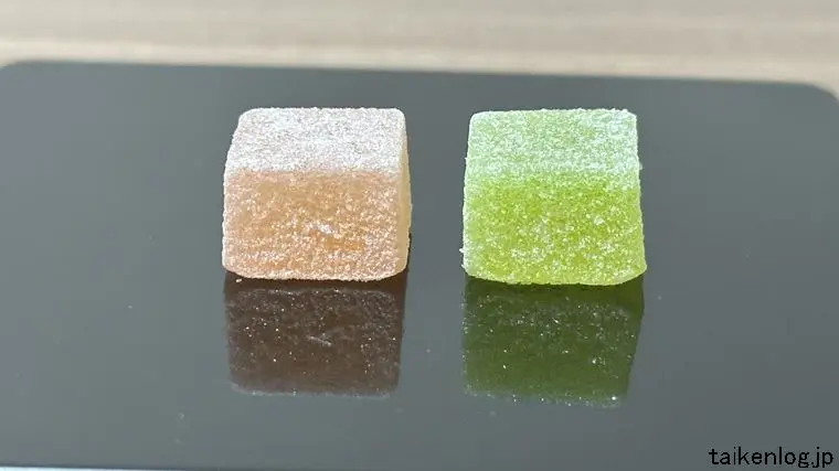 コリコリサワーズグミ 赤りんご＆青りんごの外観 側面