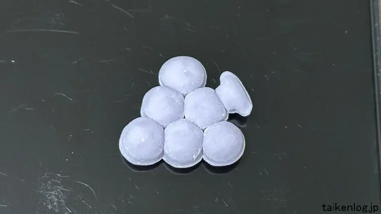ぷちっとぶどう 完熟ぶどう味 外観 表面