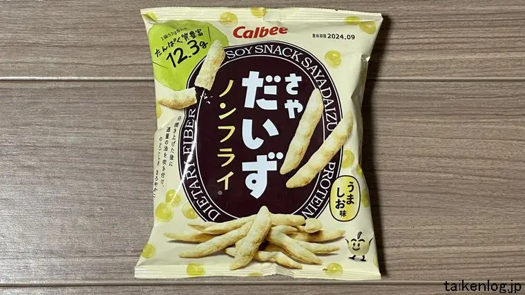 カルビー さやだいず ノンフライのパッケージ表面
