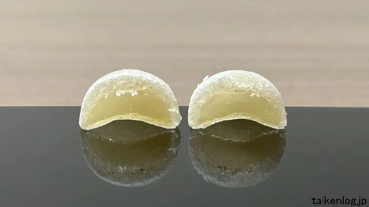 ソルベットグミ 白桃味の外観 断面