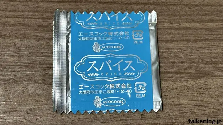 エースコック よこすか海軍カレー ラーメンの内容物