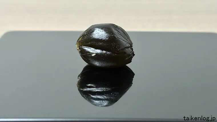 コロロ 巨峰の表面