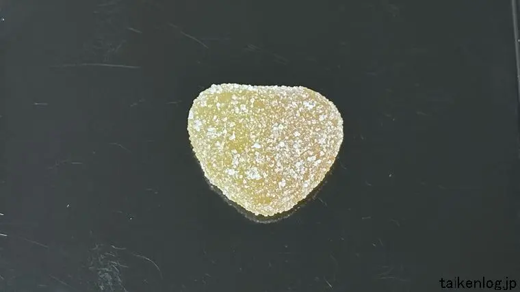 ピュレグミ しあわせももソーダ 表面