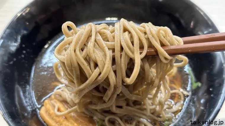 はま寿司のえび天鴨そばの麺