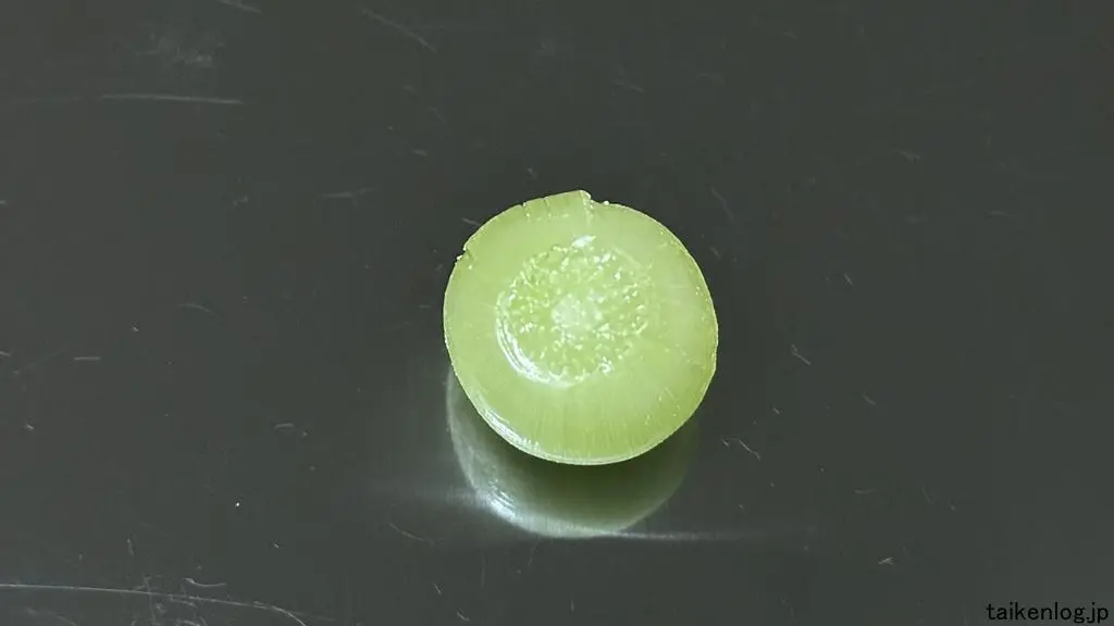 じゅるる シャインマスカット 表面