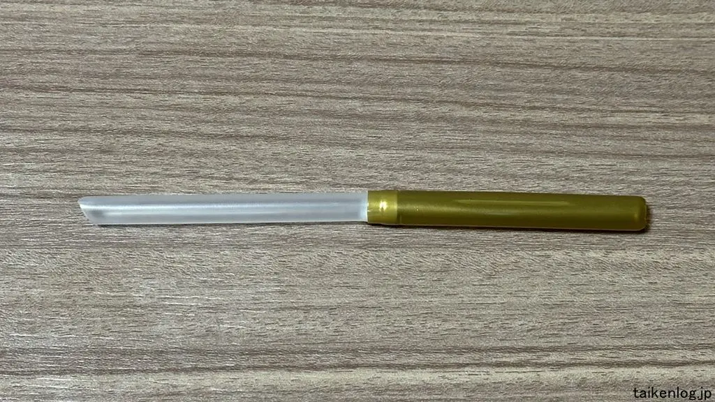 のむバニラヨーグルトに付属のストロー