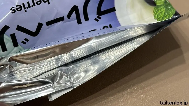 セブンイレブン 冷凍ブルーベリーのチャック